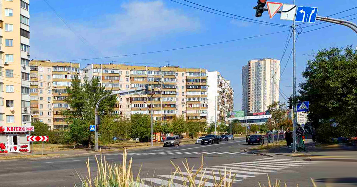 Нотаріус Київ, 02068, вул. Драгоманова, 42